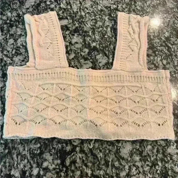 Crochet Top Cream Tan Floral Size small - Picture 2 of 4